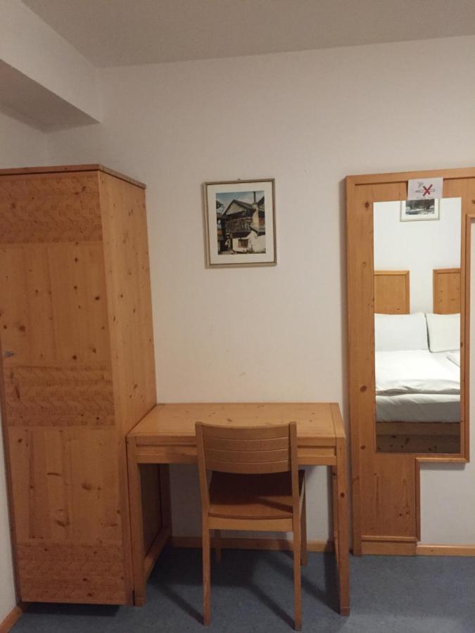 Albergo Bar Ristorante Dolomia Badia  Bagian luar foto